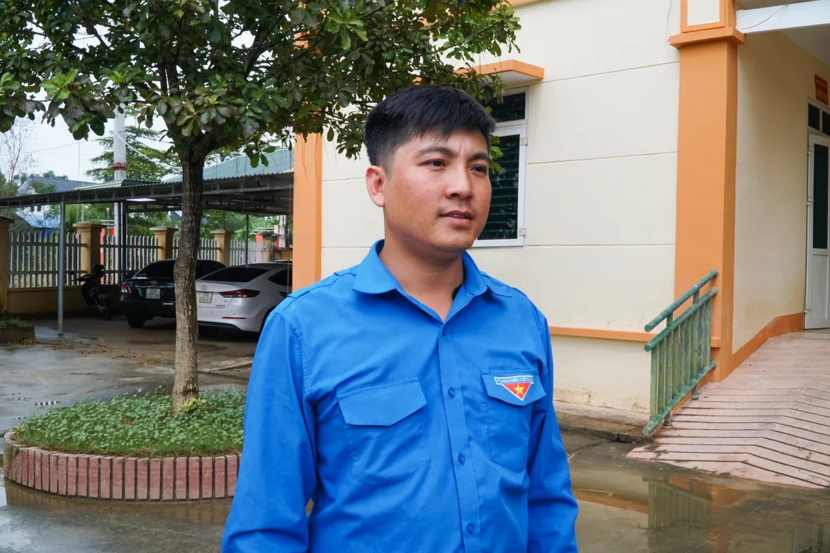 Đoàn Thanh niên VTV trao quà hỗ trợ người dân Thái Nguyên khắc phục hậu quả mưa lũ- Ảnh 3. Đoàn Thanh niên VTV trao quà hỗ trợ người dân Thái Nguyên khắc phục hậu quả mưa lũ- Ảnh 3.