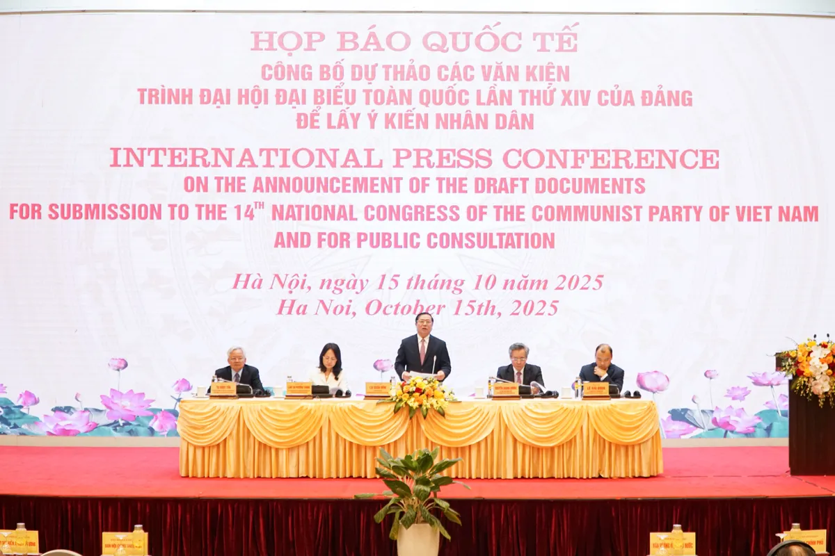Lấy ý kiến nhân dân về dự thảo văn kiện Đại hội XIV của Đảng  - Ảnh 3.