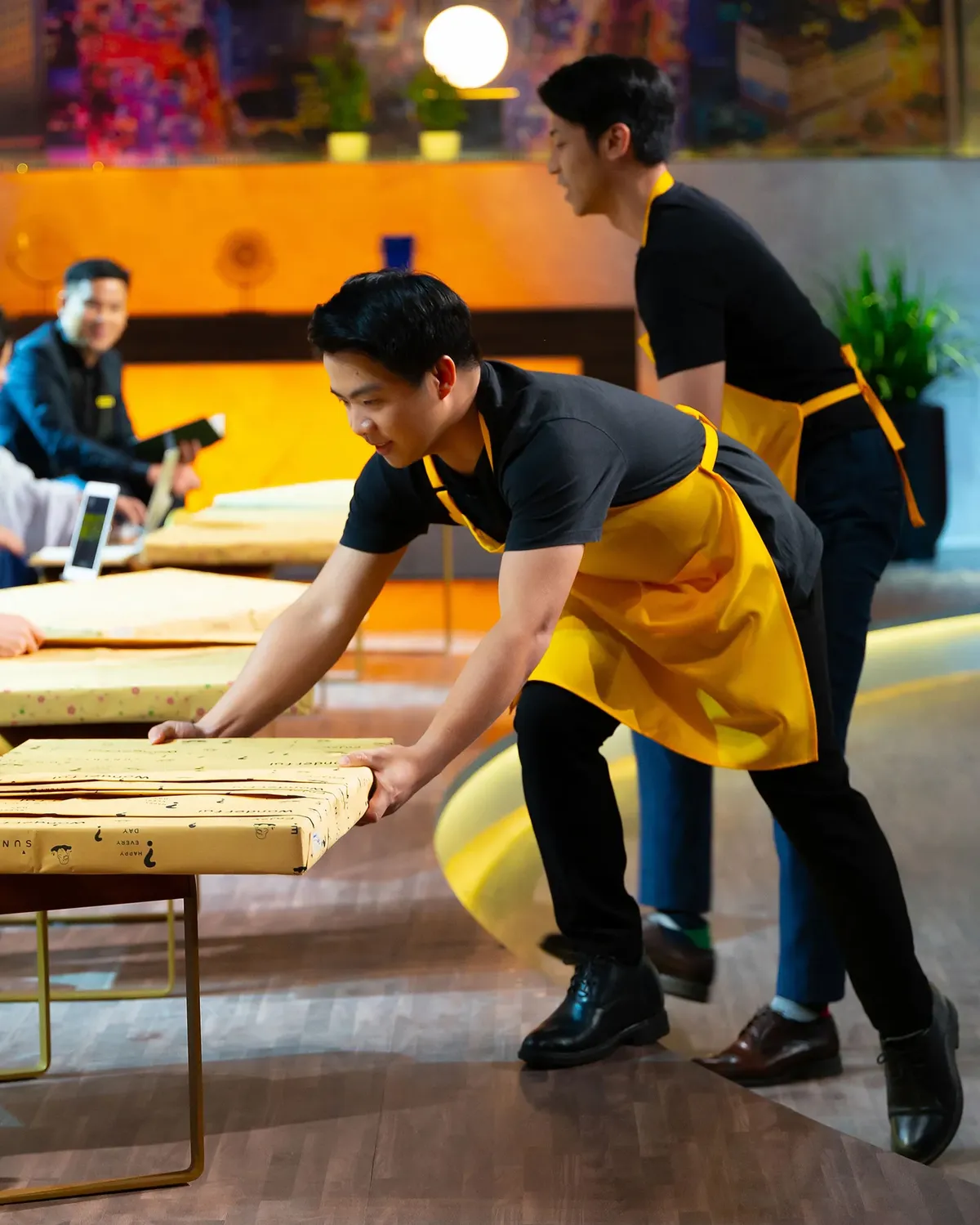 Nh&agrave; đầu tư chốt deal 1 triệu USD đầu ti&ecirc;n Shark Tank m&ugrave;a 7 - Ảnh 1.