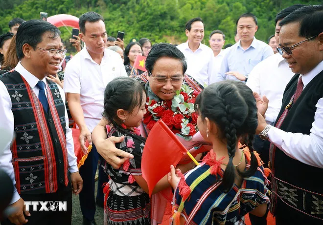 Thủ tướng dự Lễ khởi công trường học tại xã biên giới của Đà Nẵng - Ảnh 2.