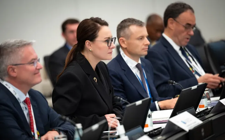 Thủ tướng Ukraine Yulia Svyrydenko và Bộ trưởng Tài chính Serhii Marchenko tại cuộc họp G7 vào ngày 15/10 (Ảnh: Bộ Tài chính Ukraine)