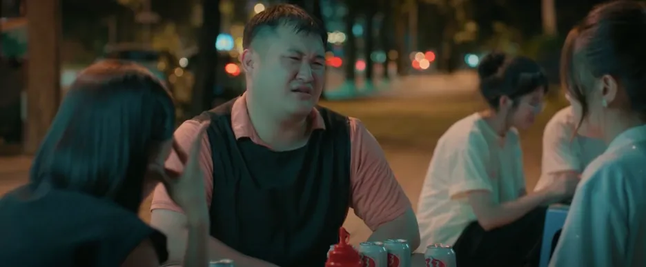 Cách em 1 milimet - Tập 13: Chiến đo khuyên Tú buông bỏ Bách - Ảnh 5.