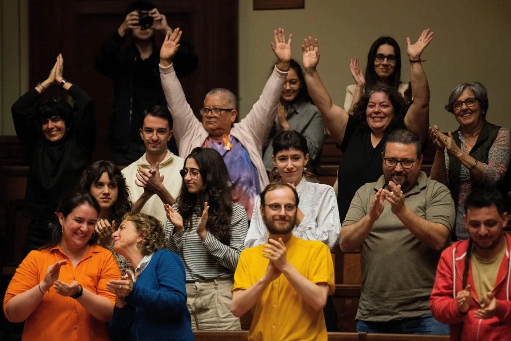Uruguay trở thành quốc gia đầu tiên ở Mỹ Latinh hợp pháp hóa an tử - Ảnh 1. Uruguay trở thành quốc gia đầu tiên ở Mỹ Latinh hợp pháp hóa an tử - Ảnh 1.