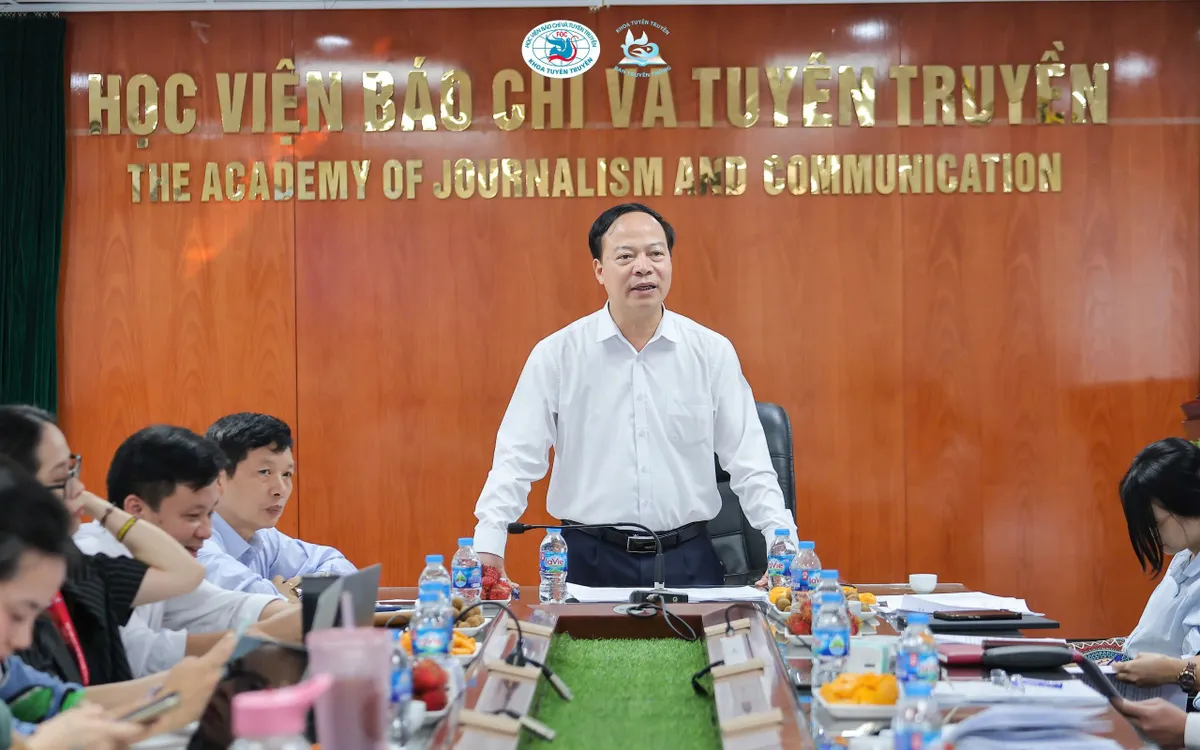 Đây là hoạt động thiết thực, đầu tiên nhằm hiện thực hóa Nghị quyết Đại hội Chi bộ Khoa Tuyên truyền nhiệm kỳ 2025-2027. (Ảnh: BTC)  Đây là hoạt động thiết thực, đầu tiên nhằm hiện thực hóa Nghị quyết Đại hội Chi bộ Khoa Tuyên truyền nhiệm kỳ 2025-2027. (Ảnh: BTC)