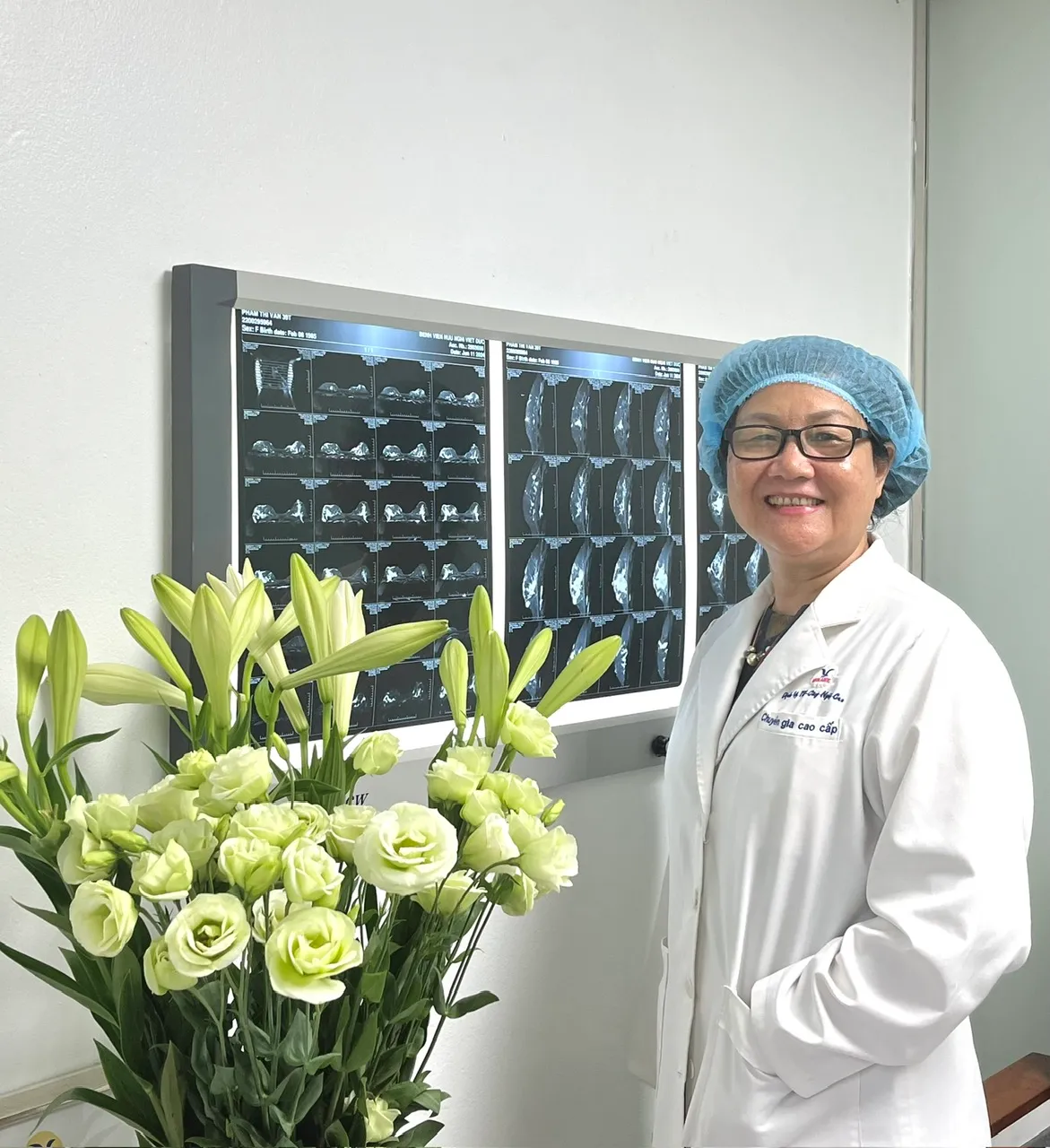 PGS.TS.BS Hoàng Thị Phượng - Chuyên gia đầu ngành trong điều trị bệnh hô hấp với hành trình 40 năm kinh nghiệm- Ảnh 1. PGS.TS.BS Hoàng Thị Phượng - Chuyên gia đầu ngành trong điều trị bệnh hô hấp với hành trình 40 năm kinh nghiệm- Ảnh 1.