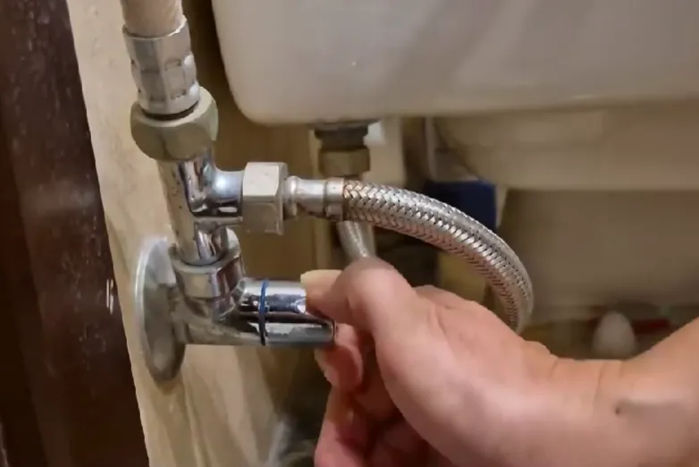 Chỉ số nước cao bất thường tại một số hộ d&acirc;n chung cư H&ograve;a B&igrave;nh Green City (H&agrave; Nội) - Ảnh 2.