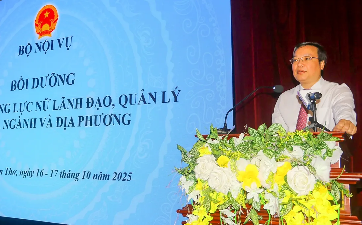 Nâng cao năng lực cho nữ lãnh đạo, quản lý các bộ, ngành và địa phương- Ảnh 1. Nâng cao năng lực cho nữ lãnh đạo, quản lý các bộ, ngành và địa phương- Ảnh 1.