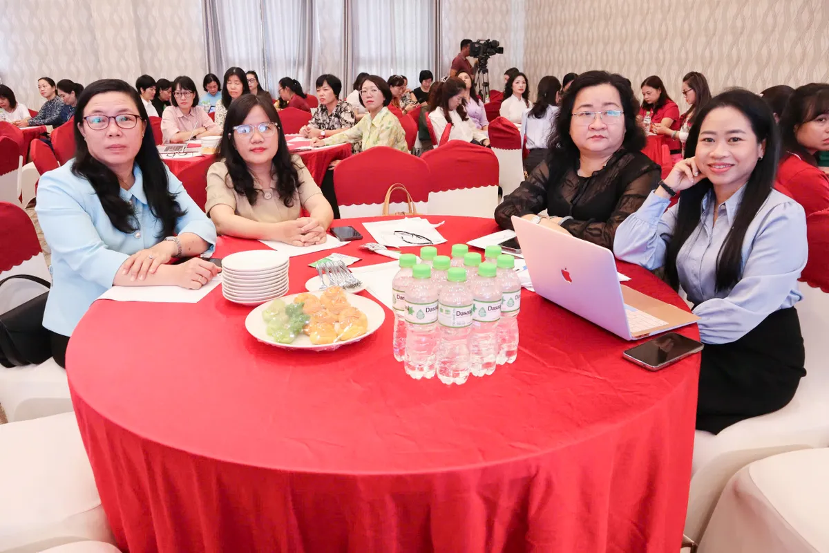 Nâng cao năng lực cho nữ lãnh đạo, quản lý các bộ, ngành và địa phương- Ảnh 2. Nâng cao năng lực cho nữ lãnh đạo, quản lý các bộ, ngành và địa phương- Ảnh 2.