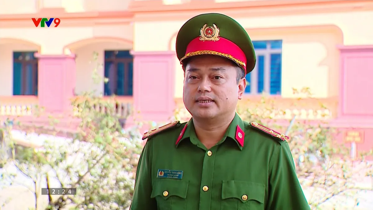 1810-PNHN.-DŨNG.png