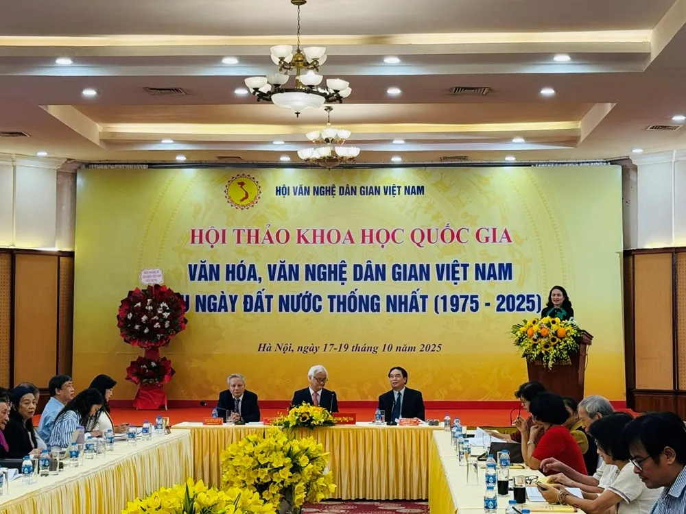 Hòa Minzy, Đức Phúc… đã mở rộng cánh cửa đưa chất liệu dân gian vào âm nhạc - Ảnh 3.