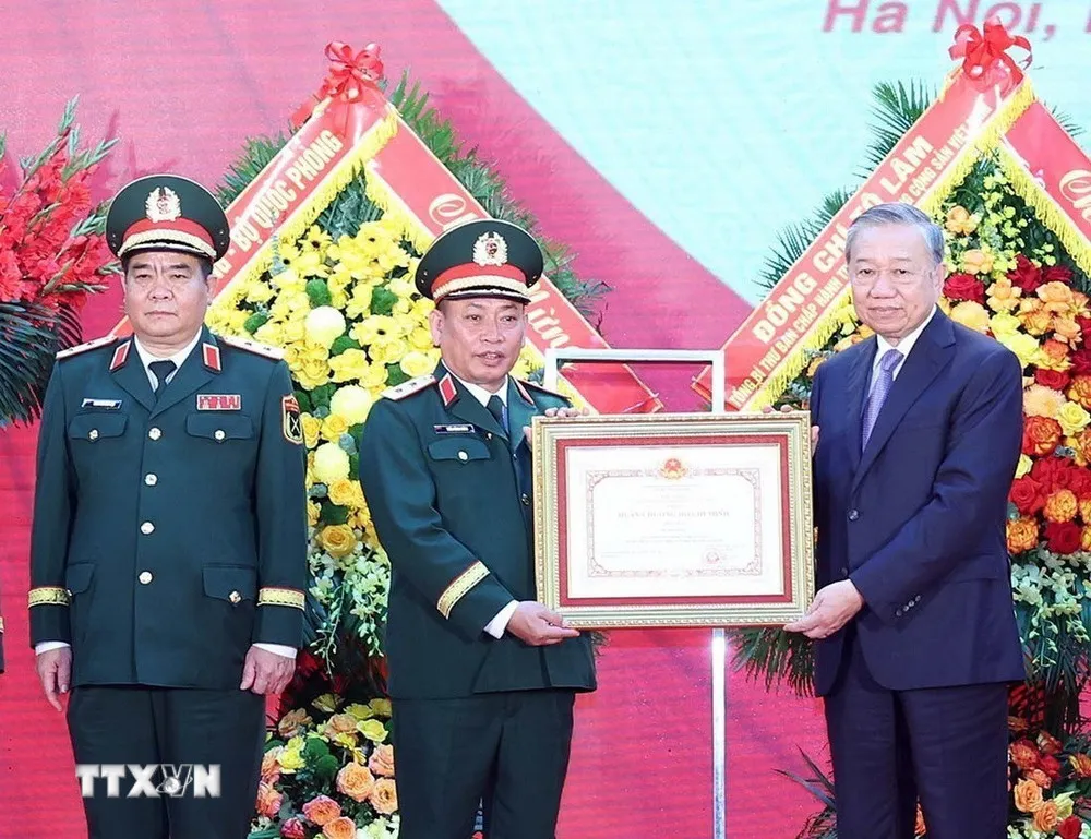 Tổng B&iacute; thư dự Lễ kỷ niệm 80 năm Ng&agrave;y truyền thống T&igrave;nh b&aacute;o Quốc ph&ograve;ng Việt Nam- Ảnh 2.