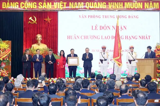 Tổng B&iacute; thư T&ocirc; L&acirc;m: Văn ph&ograve;ng Trung ương Đảng cần đ&oacute;ng vai &ldquo;nhạc trưởng&rdquo; - Ảnh 1.