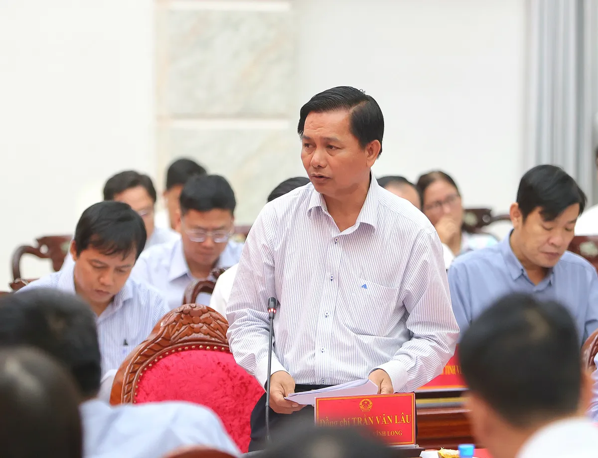 Thủ tướng: Nhiệm kỳ này đã dành 600 nghìn tỷ đồng cho giao thông ĐBSCL - Ảnh 3.