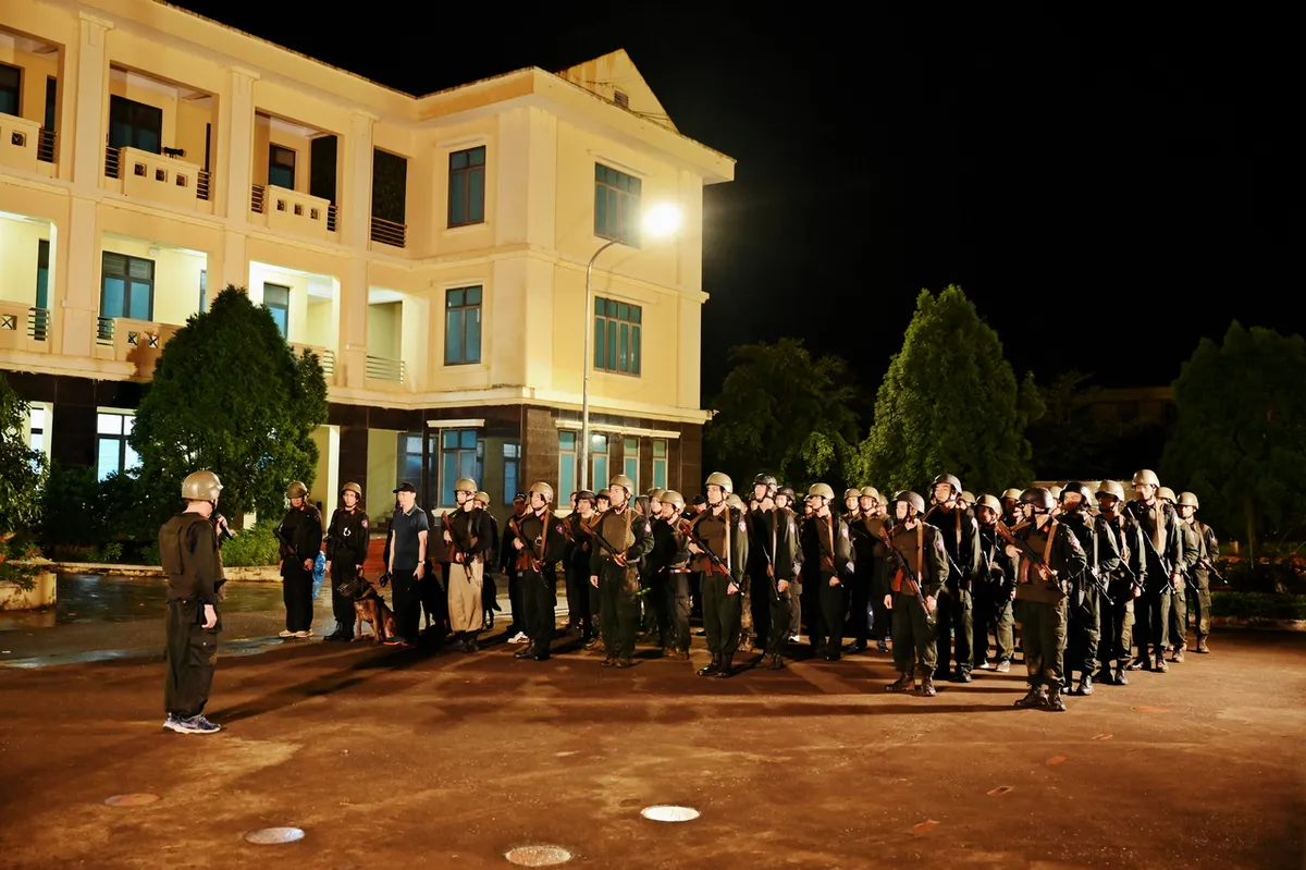 Chiến sĩ quả cảm - Tập 13: Tái hiện đại án chấn động một thời - Ảnh 11.