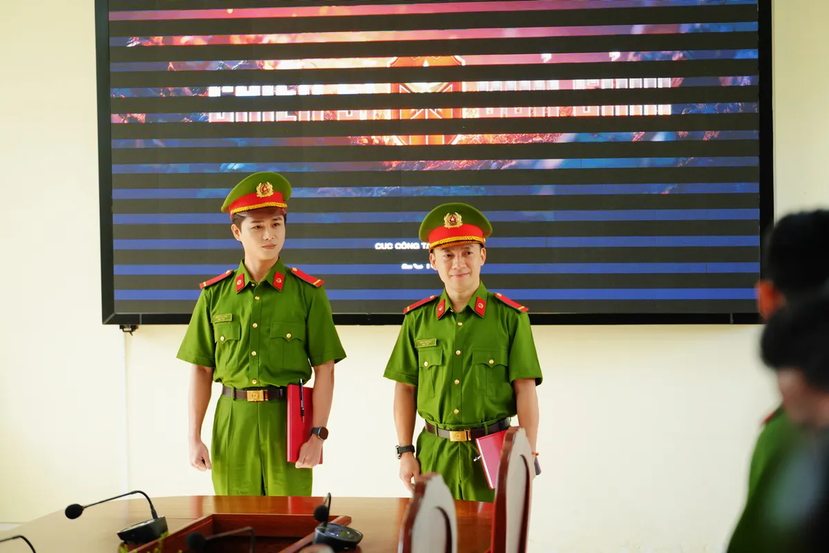 Chiến sĩ quả cảm - Tập 13: Tái hiện đại án chấn động một thời - Ảnh 1.