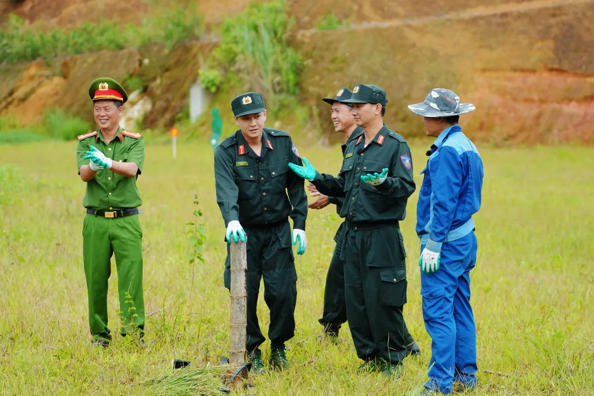 Chiến sĩ quả cảm - Tập 13: Tái hiện đại án chấn động một thời - Ảnh 6.