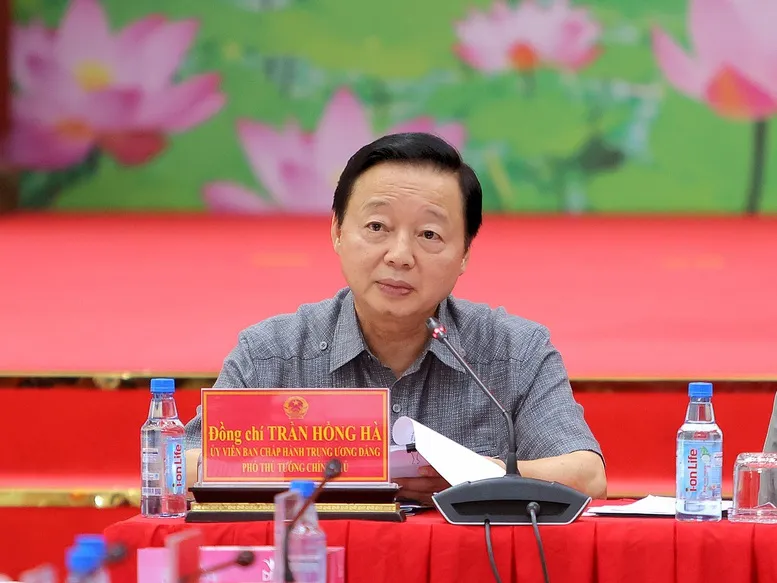 Thủ tướng: Nhiệm kỳ này đã dành 600 nghìn tỷ đồng cho giao thông ĐBSCL - Ảnh 2.