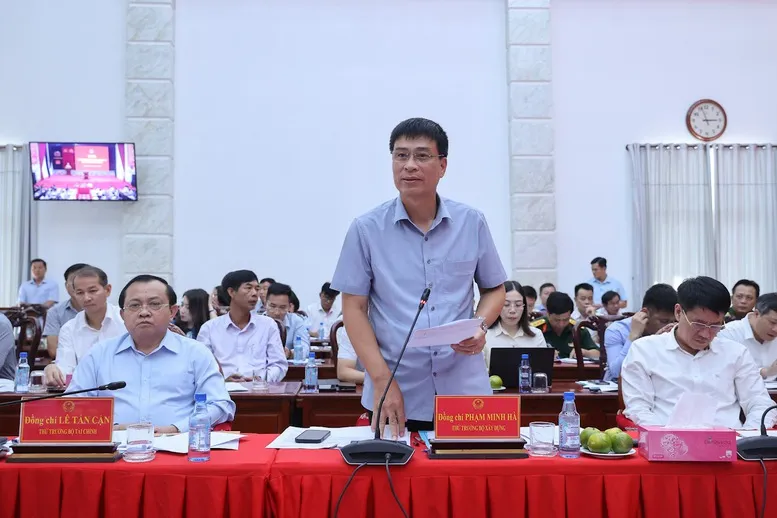 Thủ tướng: Nhiệm kỳ này đã dành 600 nghìn tỷ đồng cho giao thông ĐBSCL - Ảnh 5.