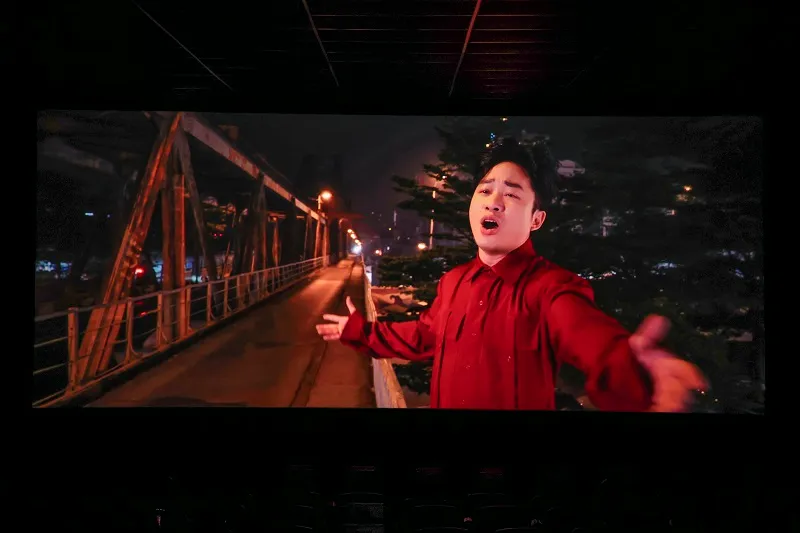 Về miền ký ức xưa với MV “Hà Nội đêm giao mùa” - Ảnh 1.