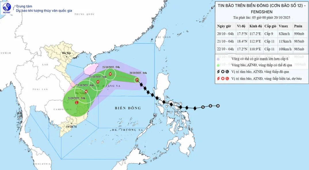 Bão số 12 giật cấp 11, cách đặc khu Hoàng Sa khoảng 540 km- Ảnh 1. Bão số 12 giật cấp 11, cách đặc khu Hoàng Sa khoảng 540 km- Ảnh 1.