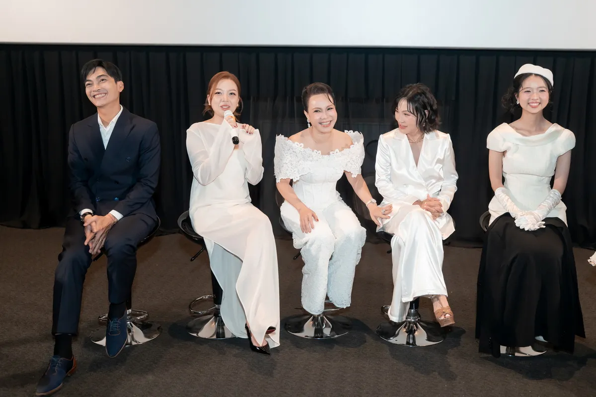 Phim thắng về doanh thu nhưng Khương Ngọc vẫn vấp phải ý kiến trái chiều - Ảnh 4.