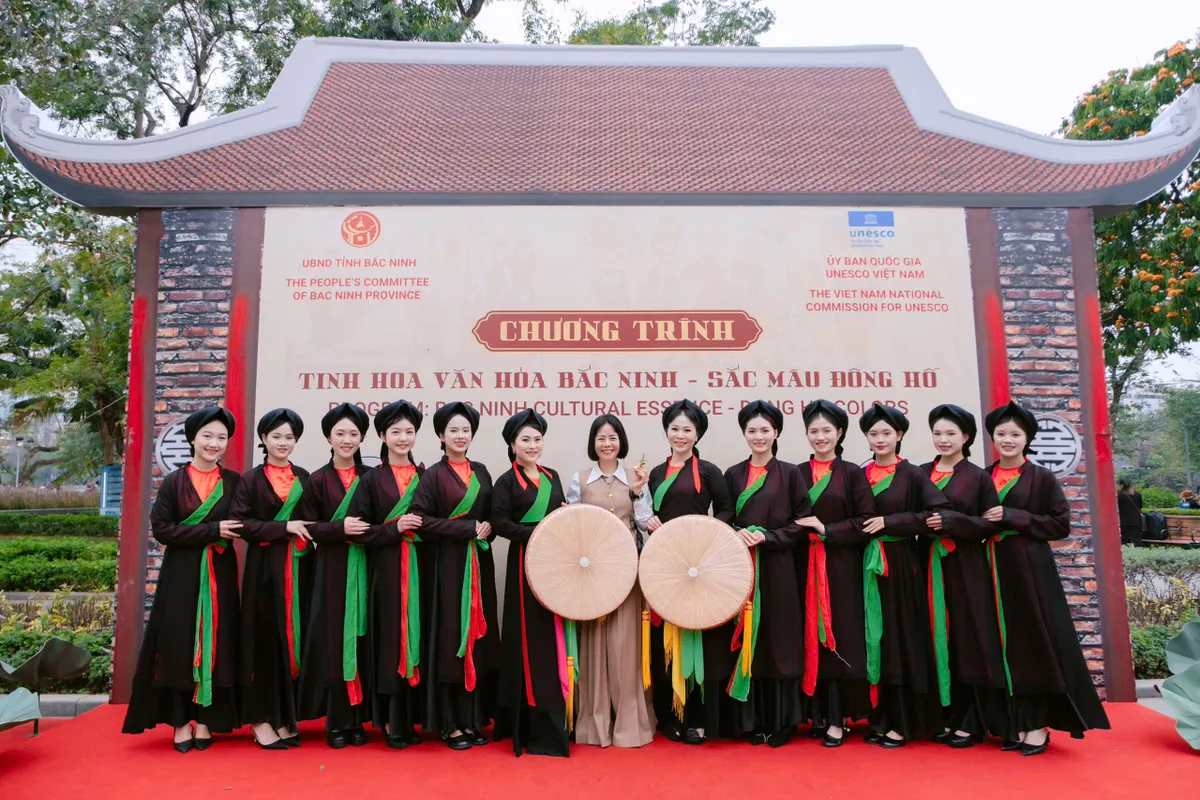 „UNESCO 2025 Creative Director“ hofft, das vietnamesische Erbe auf die internationale Bühne zu bringen – Foto 2.