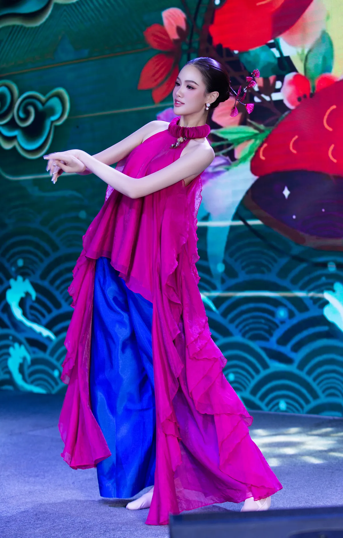 Trịnh Mỹ Anh mang dự án tái chế rác thải điện tử đến Miss Earth 2025 - Ảnh 1.