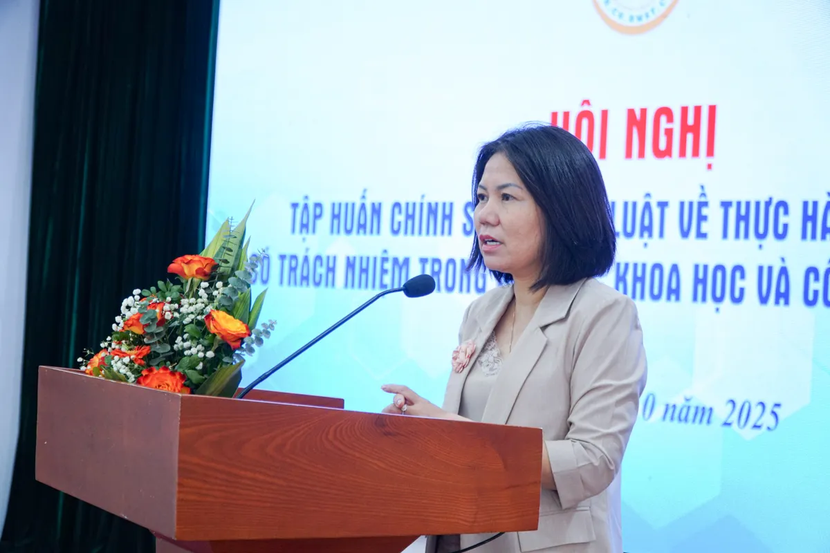 Thúc đẩy kinh doanh có trách nhiệm trong khoa học và công nghệ