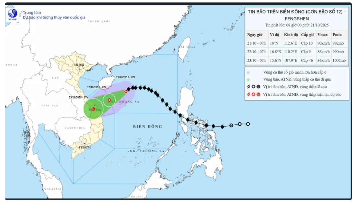 Bão số 12 cách Hoàng Sa khoảng 130km, Hà Tĩnh đến Quảng Ngãi mưa lớn, có nơi trên 900mm - Ảnh 1.