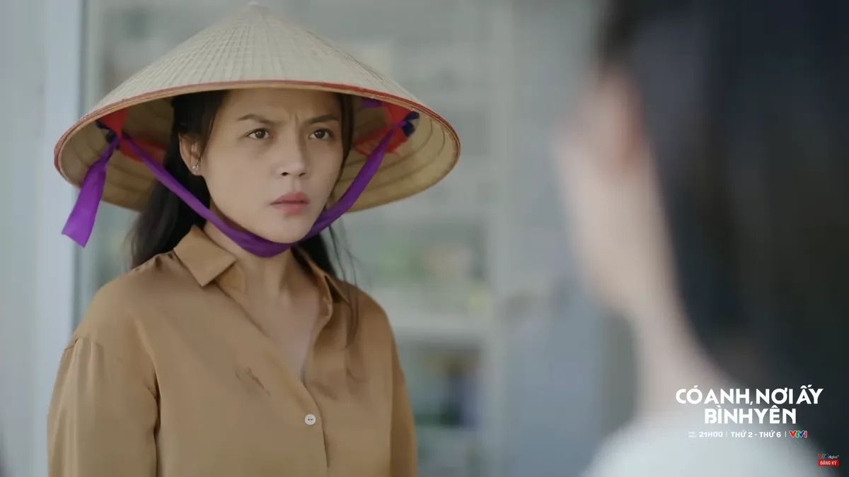 Có anh, nơi ấy bình yên - Tập 49: Bà Nga động viên chồng yên tâm đi tù - Ảnh 4.