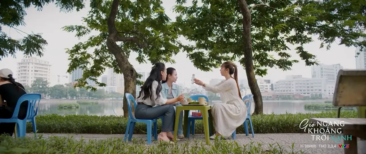 Gió ngang khoảng trời xanh - Tập 32: Ngân bị đánh ghen vì 'tổng tài' - Ảnh 5.