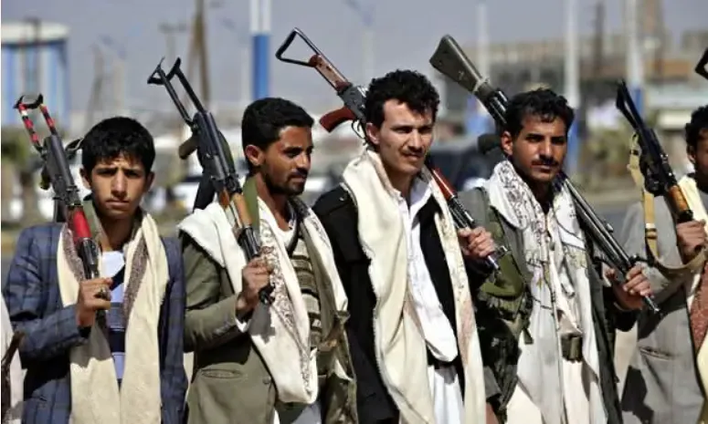 Houthi thả 5 nhân viên Liên hợp quốc ở Yemen, tiếp tục giam giữ 15 người - Ảnh 1. Houthi thả 5 nhân viên Liên hợp quốc ở Yemen, tiếp tục giam giữ 15 người - Ảnh 1.