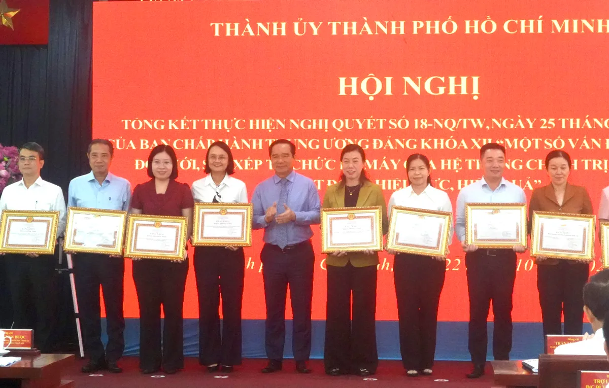 TP Hồ Chí Minh sẽ có sự thay đổi lớn về công tác cán bộ - Ảnh 6.