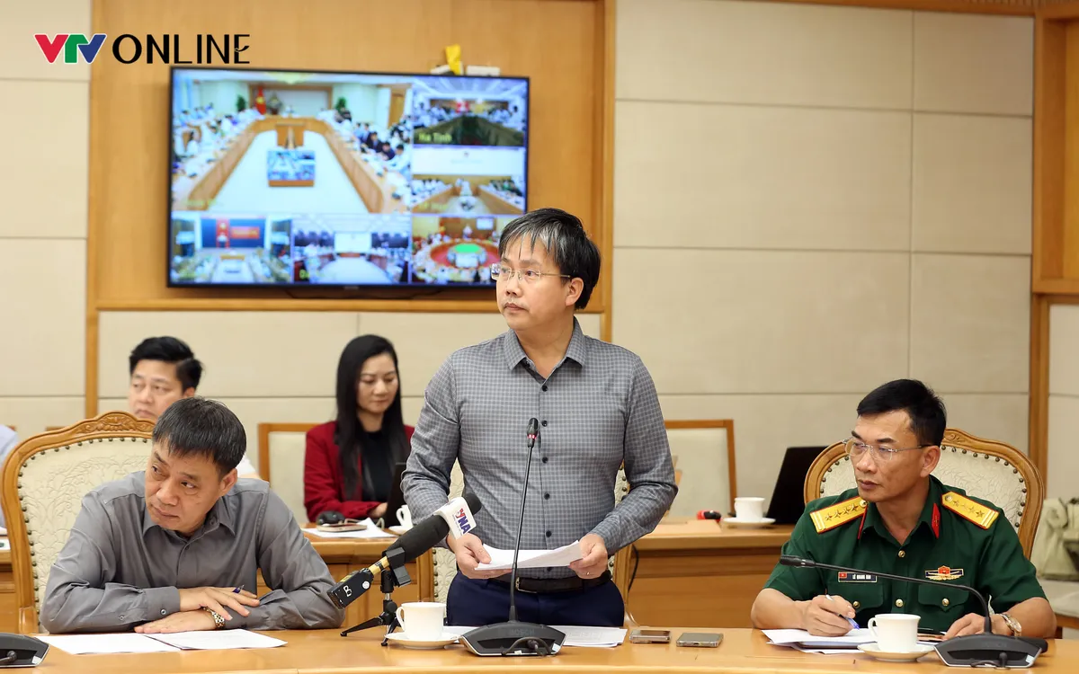 Ph&oacute; Thủ tướng y&ecirc;u cầu ứng ph&oacute; b&atilde;o số 12 cần: Đổi mới dự b&aacute;o, chủ động ứng ph&oacute; - Ảnh 3.