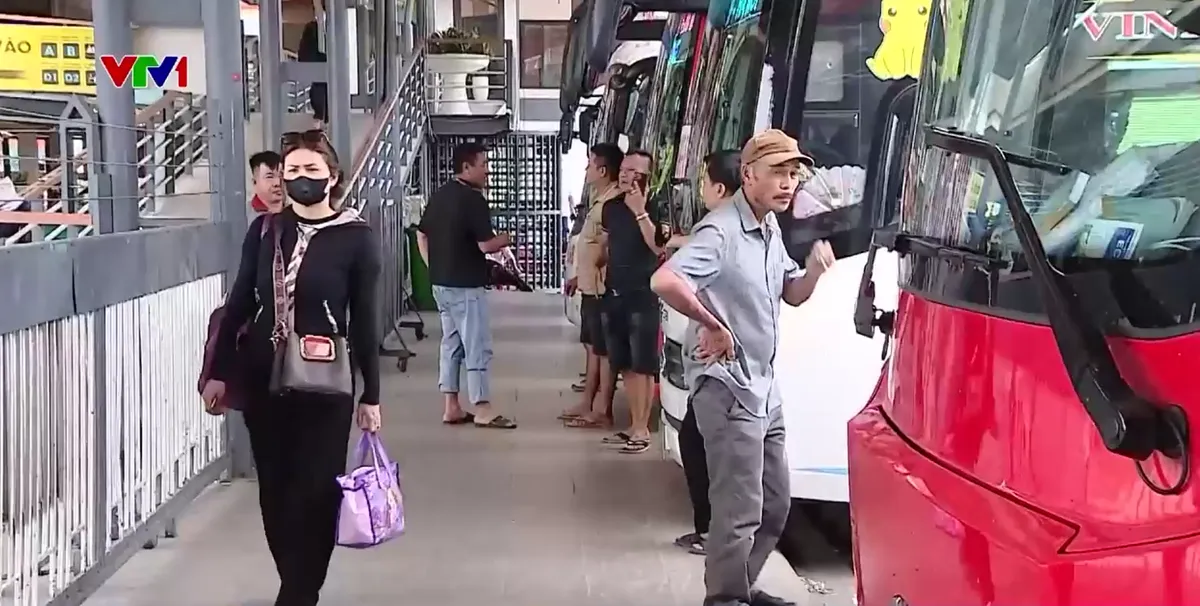 Cần hài hòa các lợi ích trong quy định thời gian lái xe - Ảnh 2.