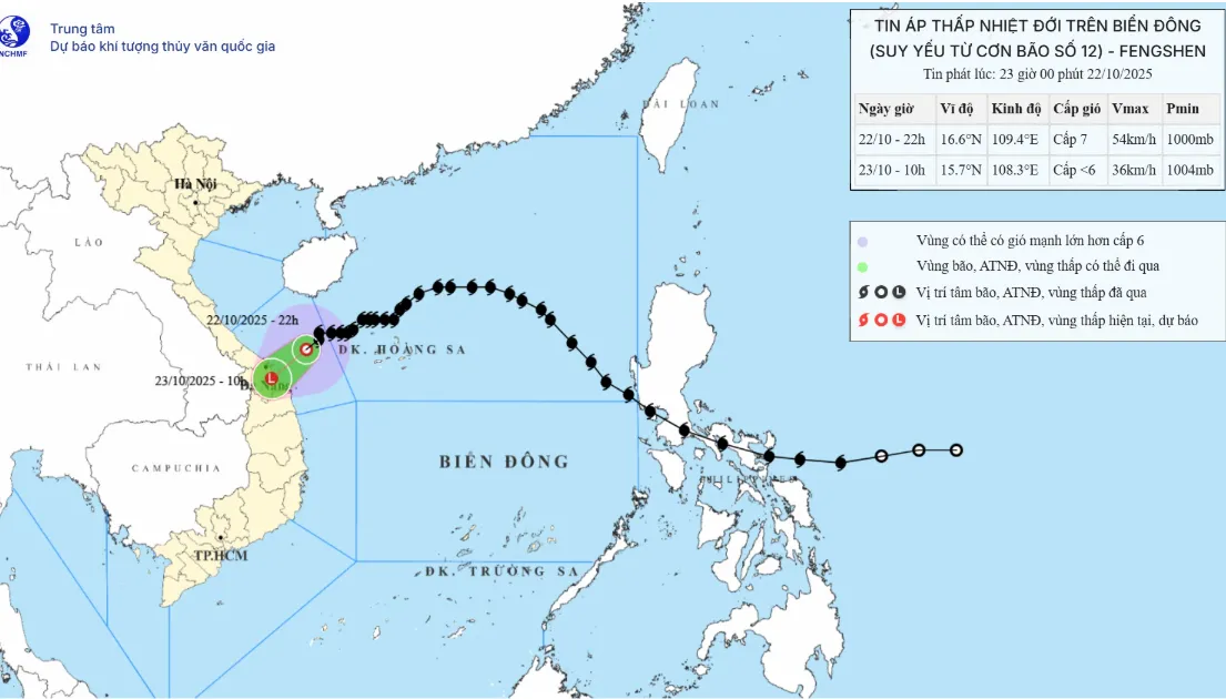 Bão số 12 suy yếu thành áp thấp nhiệt đới - Ảnh 1.