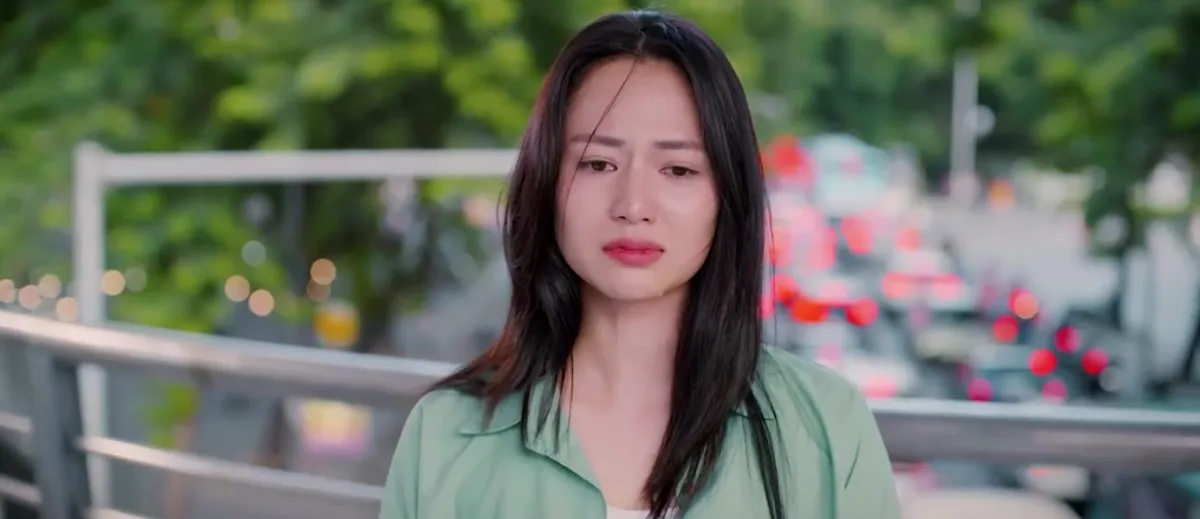 Gió ngang khoảng trời xanh - Tập 32: Ngân ê chề chịu nhục vì tin nhầm 'tổng tài'- Ảnh 6. Gió ngang khoảng trời xanh - Tập 32: Ngân ê chề chịu nhục vì tin nhầm 'tổng tài'- Ảnh 6.
