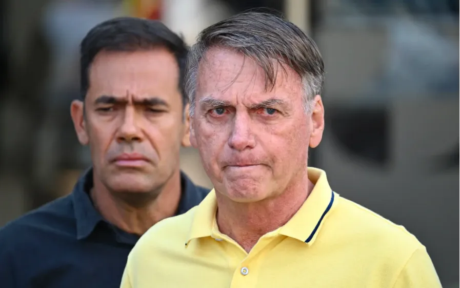 Cựu Tổng thống Brazil Jair Bolsonaro đang bị quản thúc tại gia (Ảnh: AFP/Getty)