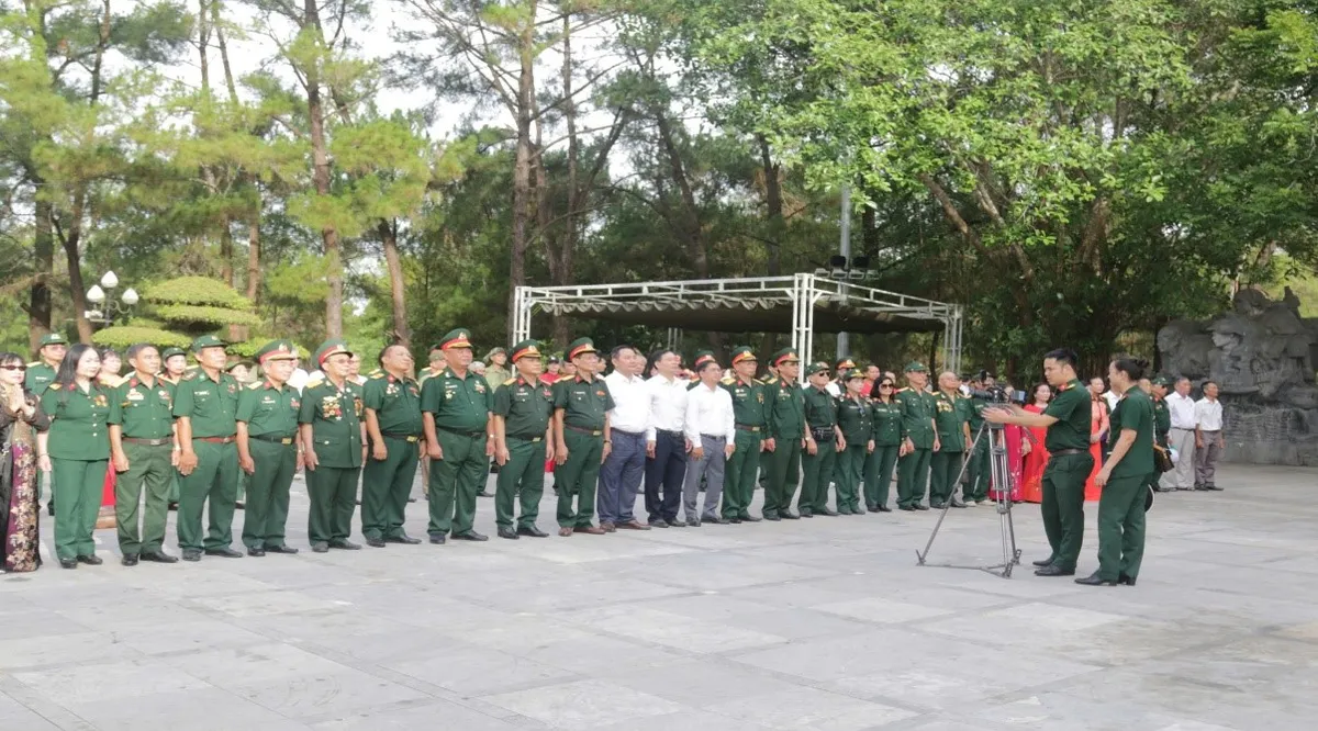 “Trên mặt trận mới”: Hành trình đặc biệt của những cựu chiến binh  - Ảnh 3.