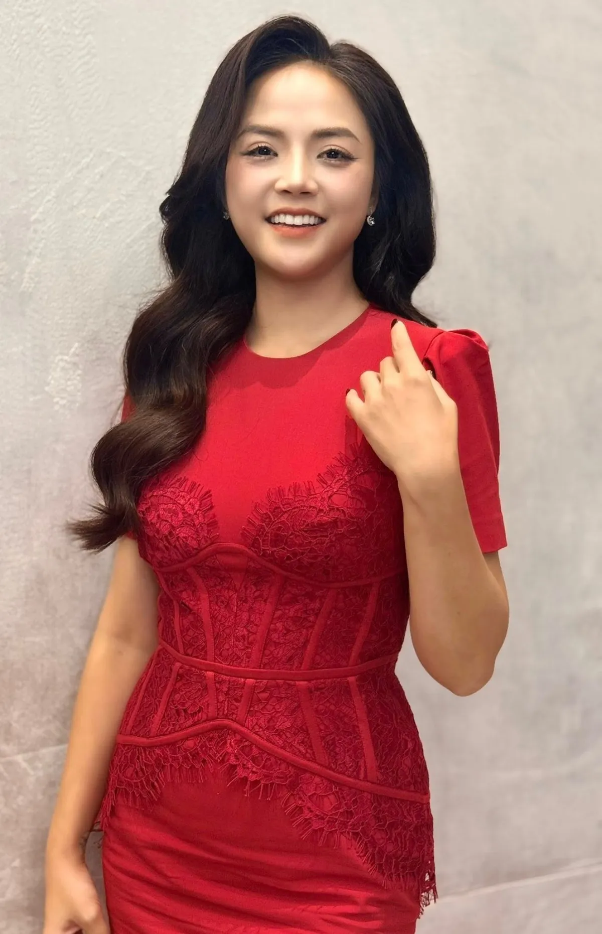 Vợ chồng Thúy Hạnh kỷ niệm gần 2 thập kỷ bên nhau, Lan Phương quyến rũ - Ảnh 8.