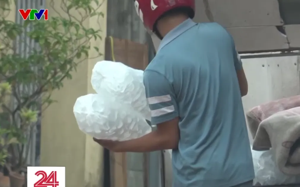 Tái diễn tình trạng sản xuất nước đá tại các cơ sở chui - Ảnh 3.