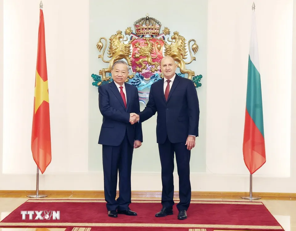 Tuyên bố chung về việc thiết lập quan hệ Đối tác chiến lược Việt Nam - Bulgaria- Ảnh 1. Tuyên bố chung về việc thiết lập quan hệ Đối tác chiến lược Việt Nam - Bulgaria- Ảnh 1.