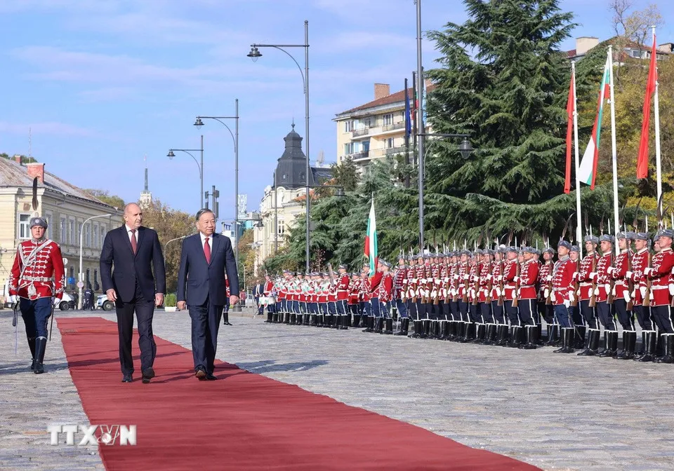 Lễ đón Tổng Bí thư Tô Lâm và Phu nhân thăm chính thức Cộng hòa Bulgaria - Ảnh 2.