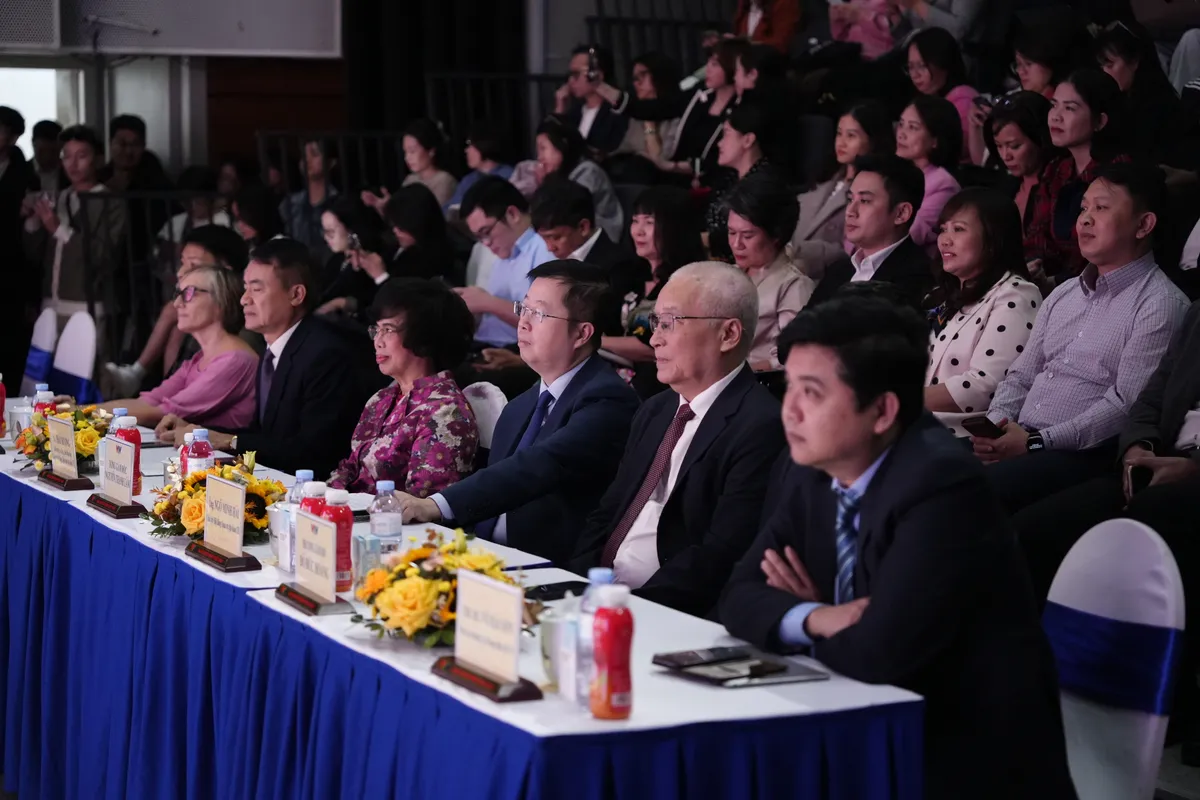  Làn gió mới từ hệ chương trình “Vì một Việt Nam khỏe mạnh - Vì tầm vóc Việt” - Ảnh 1.