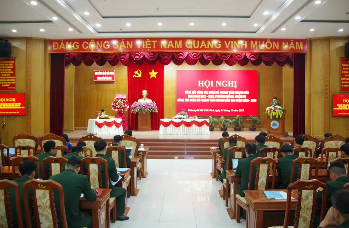 Bộ đội Biên phòng thu gom hơn 37 tấn rác từ chiến dịch “Hãy làm sạch biển”- Ảnh 1. Bộ đội Biên phòng thu gom hơn 37 tấn rác từ chiến dịch “Hãy làm sạch biển”- Ảnh 1.