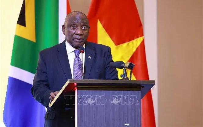 Tổng thống Nam Phi Matamela Cyril Ramaphosa tại Diễn đàn doanh nghiệp Việt Nam - Nam Phi. Ảnh: Dương Giang/TTXVN