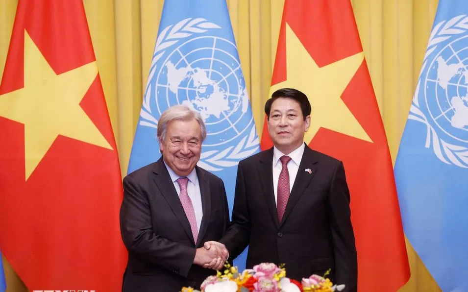 Chủ tịch nước Lương Cường và Tổng Thư ký Liên hợp quốc António Guterres. Ảnh: Lâm Khánh/ TTXVN Chủ tịch nước Lương Cường và Tổng Thư ký Liên hợp quốc António Guterres. Ảnh: Lâm Khánh/ TTXVN