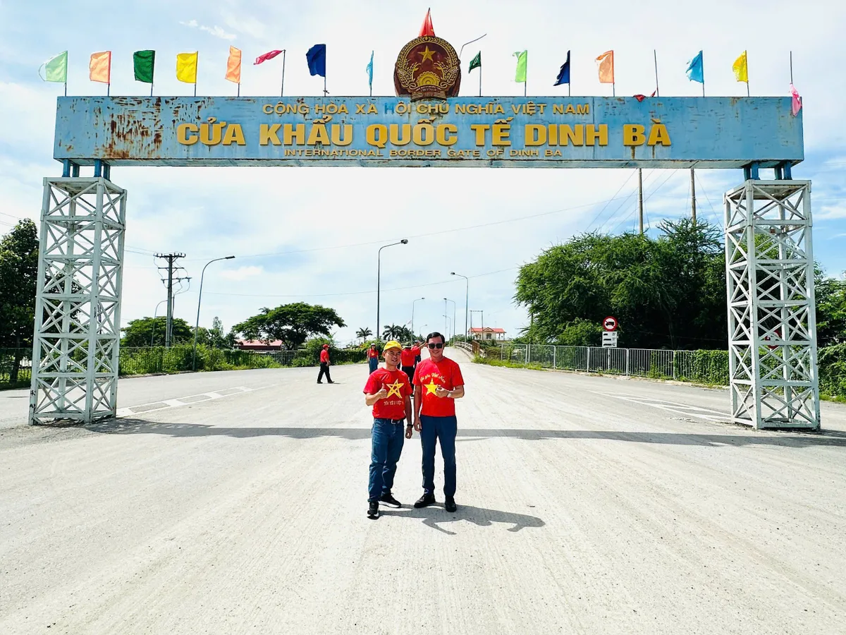 TP Hồ Chí Minh kết nối với Đồng Tháp và An Giang quảng bá du lịch văn hóa - lịch sử - Ảnh 2.