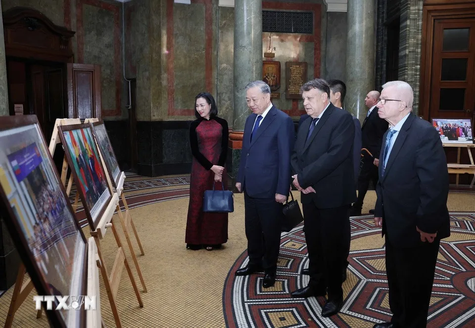 Tổng Bí thư Tô Lâm phát biểu chính sách tại Đại học Tổng hợp Sofia của Bulgaria - Ảnh 5.