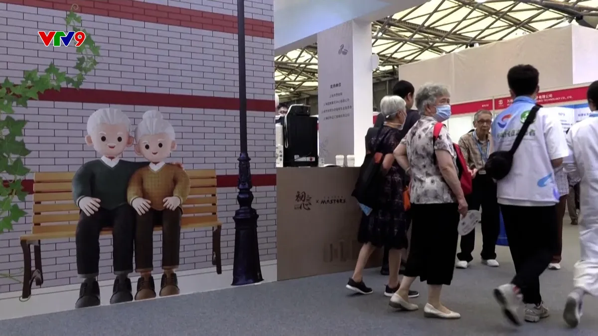 A.I và robot định hình lại cách chăm sóc người cao tuổi ở Trung Quốc A.I và robot định hình lại cách chăm sóc người cao tuổi ở Trung Quốc